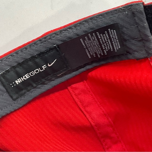 Nike Golf red strapback lightweight hat one size - Picture 7 of 7